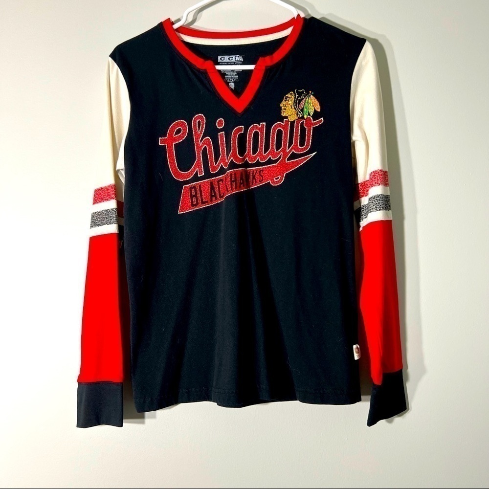 Chicago Blackhawks Long Sleeve  - Medium